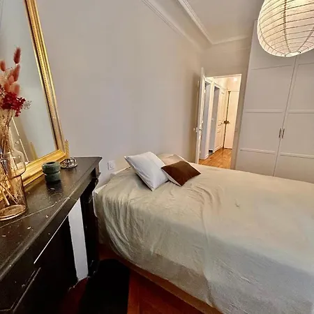 Parisian Nest * Parigi